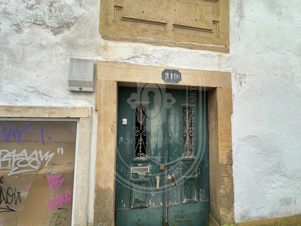 Prédio para Venda em São João Baptista e Santa Maria dos Olivais Foto 41