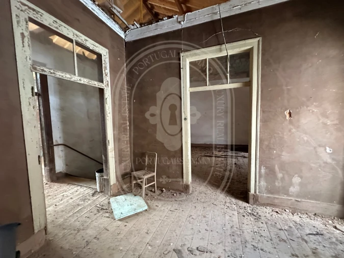 Prédio para Venda em São João Baptista e Santa Maria dos Olivais Foto 29