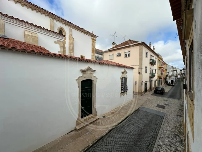 Prédio para Venda em São João Baptista e Santa Maria dos Olivais Foto 33