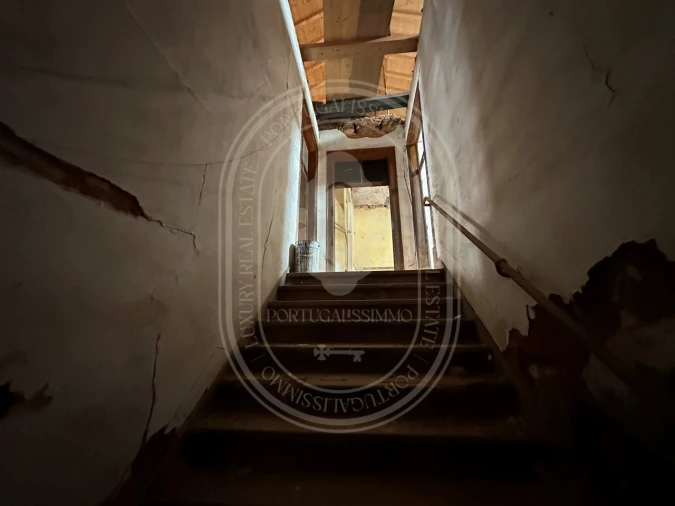 Prédio para Venda em São João Baptista e Santa Maria dos Olivais Foto 38