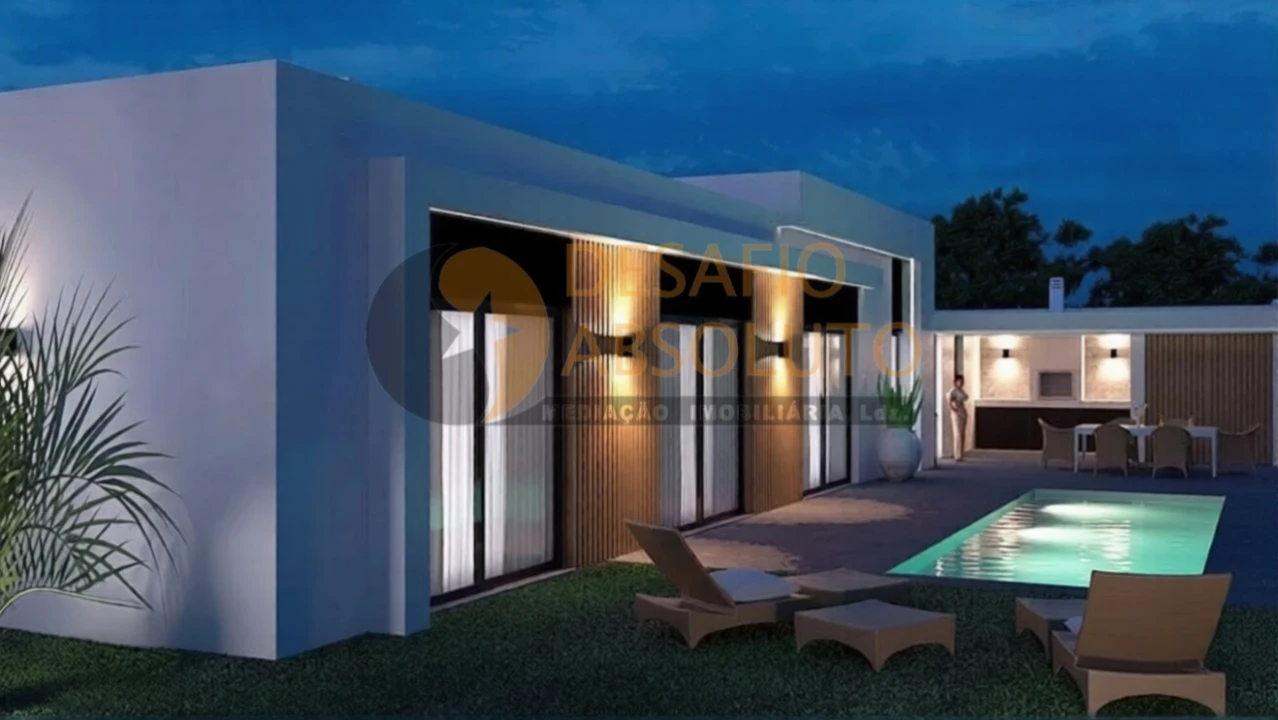 Moradia T4 para Venda em Azeitão (São Lourenço e São Simão) Foto 7