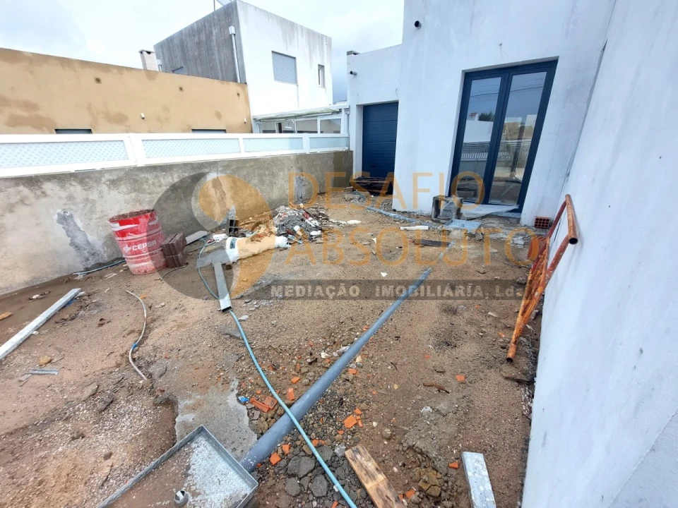 Moradia T4 para Venda em Azeitão (São Lourenço e São Simão) Foto 11