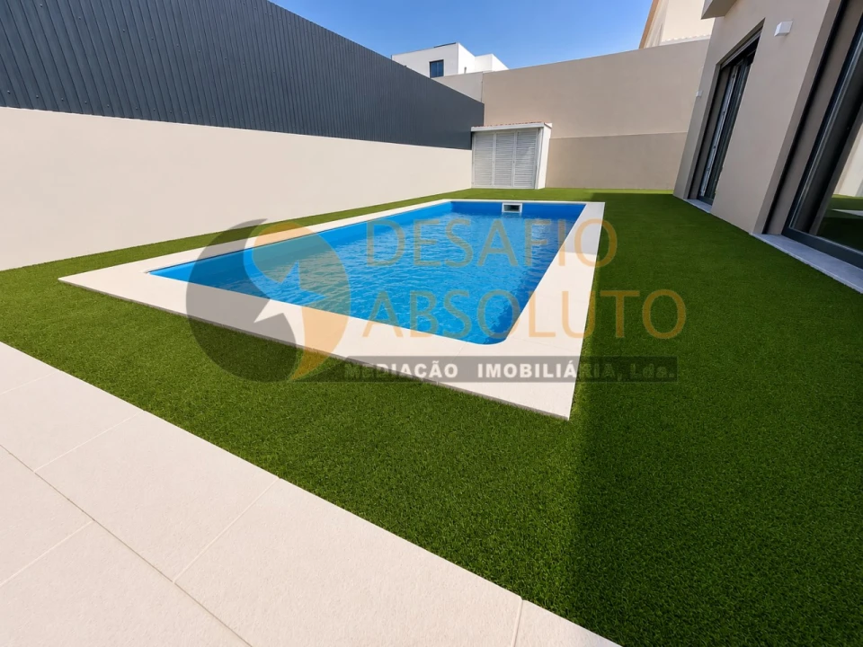 Moradia T4 para Venda em Azeitão (São Lourenço e São Simão) Foto 33