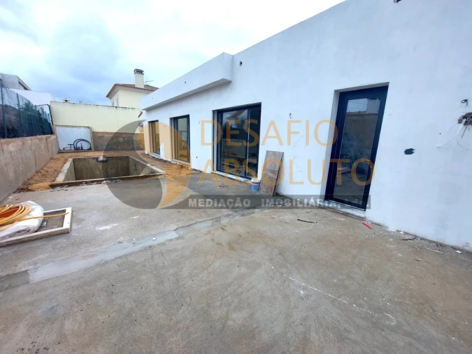 Moradia T4 para Venda em Azeitão (São Lourenço e São Simão) Foto 10