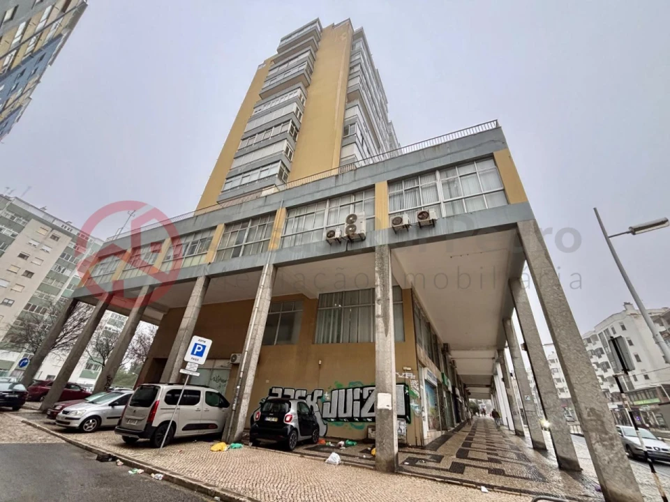 Apartamento para Venda em Almada, Cova da Piedade, Pragal e Cacilhas Foto 13