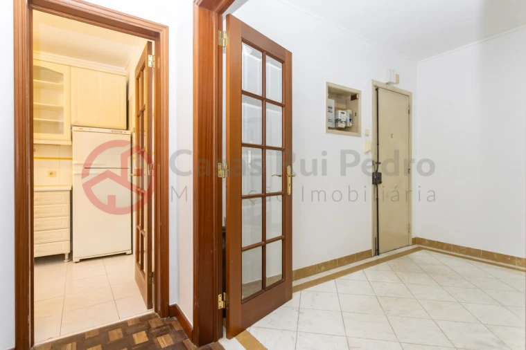 Apartamento T3 para Venda em Almada, Cova da Piedade, Pragal e Cacilhas Foto 20