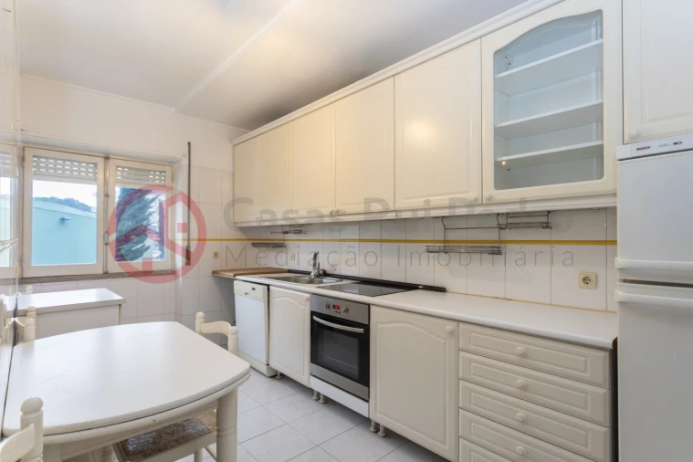 Apartamento T3 para Venda em Almada, Cova da Piedade, Pragal e Cacilhas Foto 26