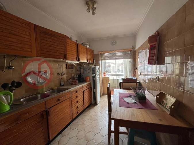 Apartamento T3 para Venda em Corroios Foto 1