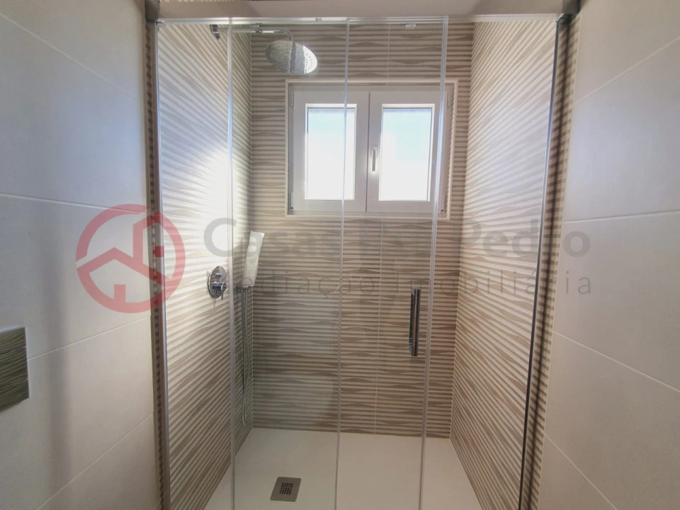 Moradia T3 para Venda em Fernao Ferro Foto 15