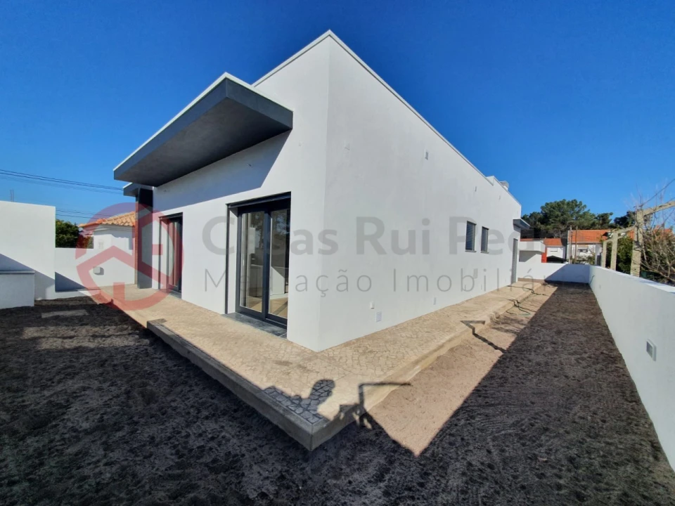 Moradia T3 para Venda em Fernao Ferro Foto 20