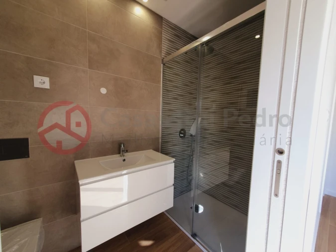 Moradia T3 para Venda em Fernao Ferro Foto 7