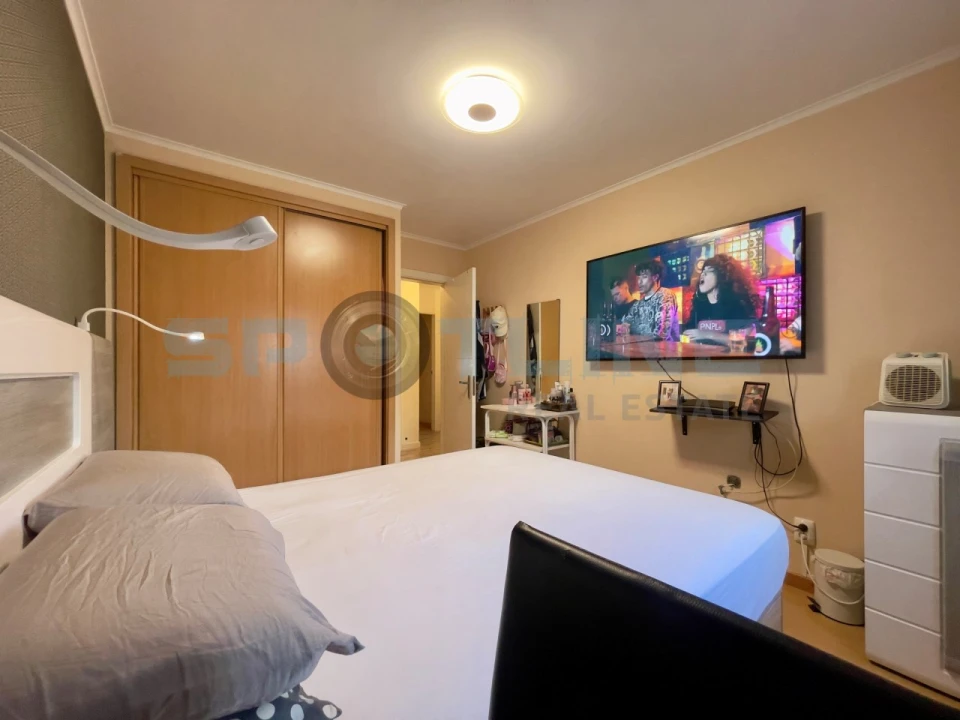 Apartamento T4 para Venda em Santa Clara Foto 27