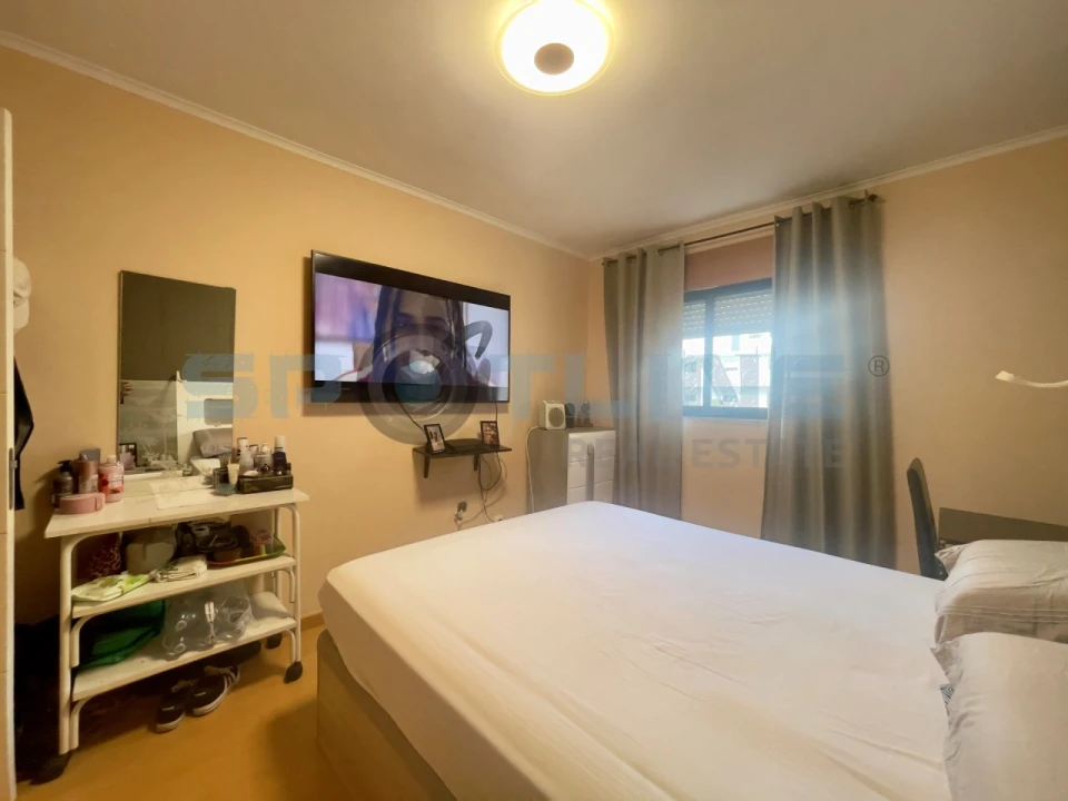 Apartamento T4 para Venda em Santa Clara Foto 30