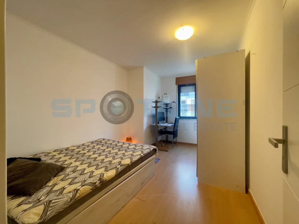 Apartamento T4 para Venda em Santa Clara Foto 31