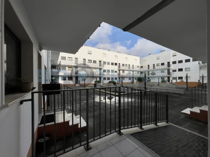 Apartamento T4 para Venda em Santa Clara Foto 49