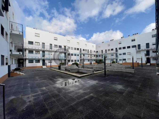 Apartamento T4 para Venda em Santa Clara Foto 50