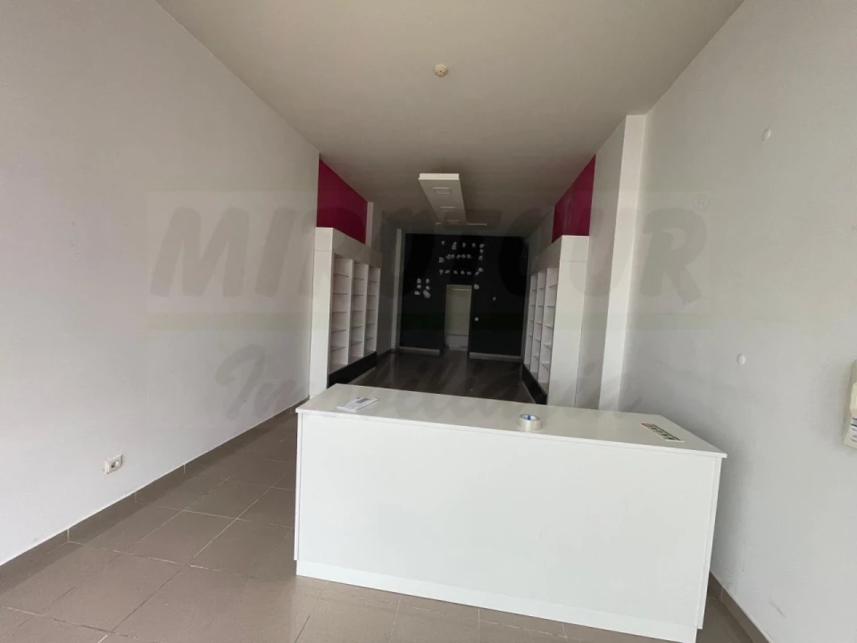 Loja para Arrendamento em Sines Foto 6