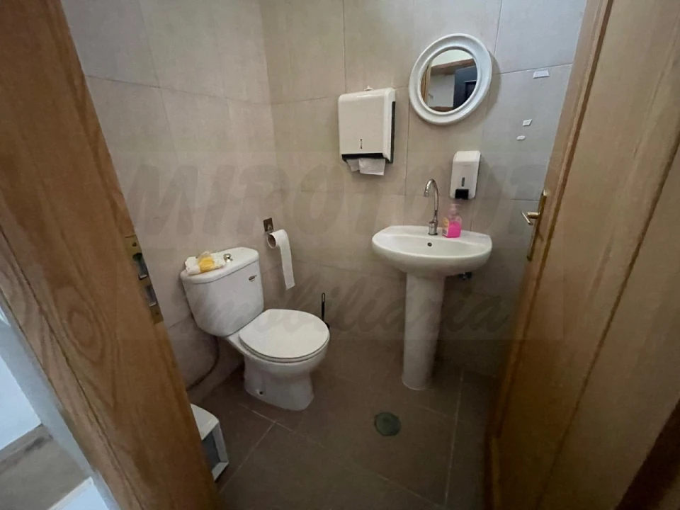 Loja para Arrendamento em Sines Foto 9