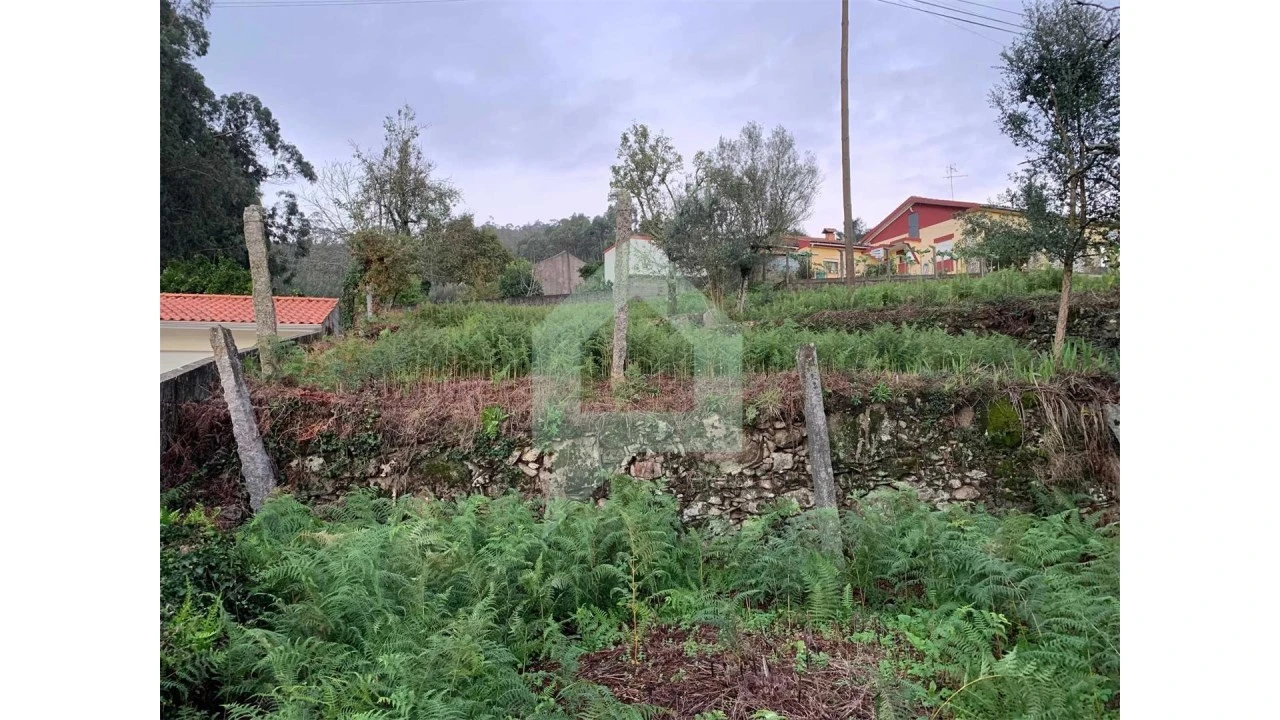 Terreno para Venda em Creixomil e Mariz Foto 3