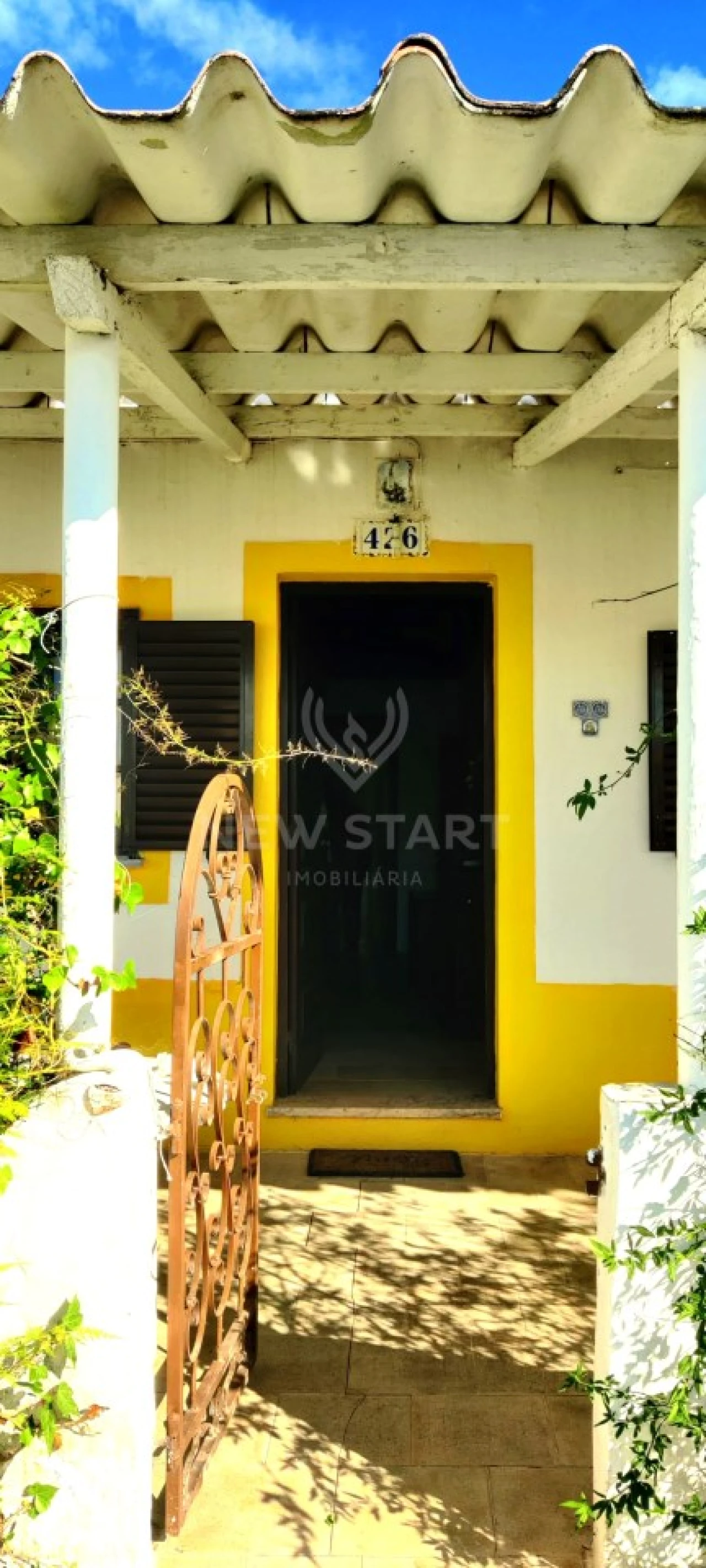 Moradia T2 para Venda em Quelfes Foto 7