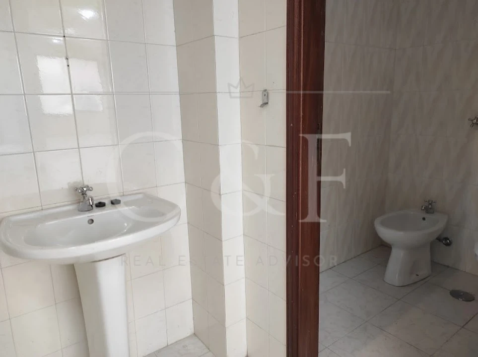 Loja para Venda em Cacém e São Marcos Foto 8