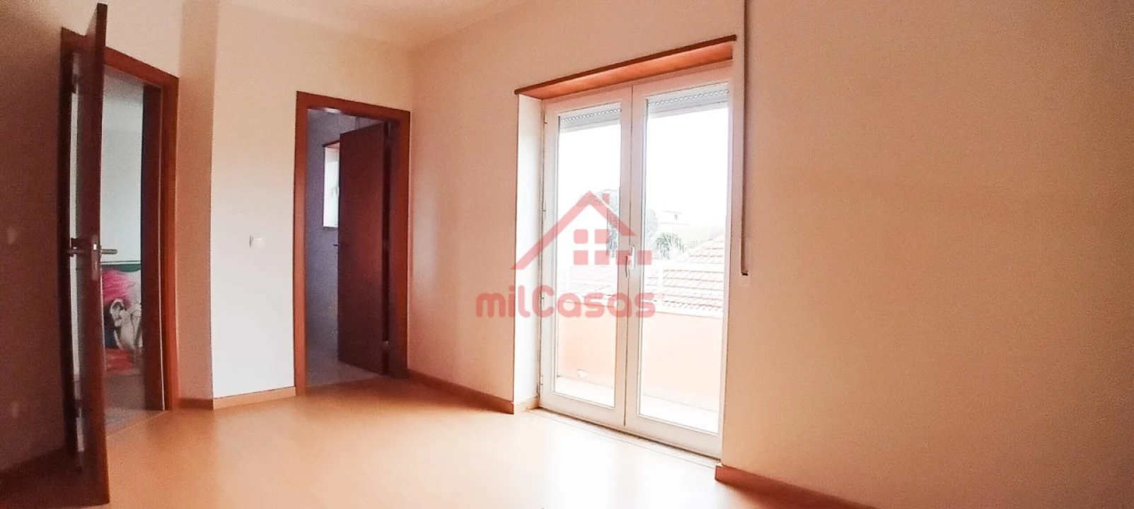 Moradia T4 para Arrendamento em São Pedro da Cadeira Foto 26