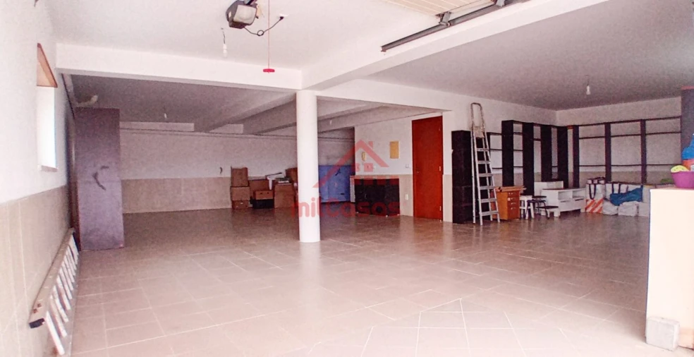 Moradia T4 para Arrendamento em São Pedro da Cadeira Foto 20