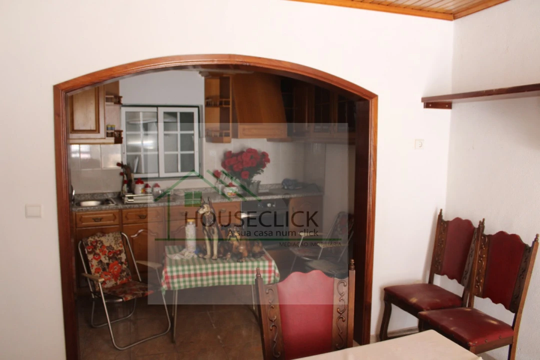 Moradia T3 para Venda em Caria Foto 3