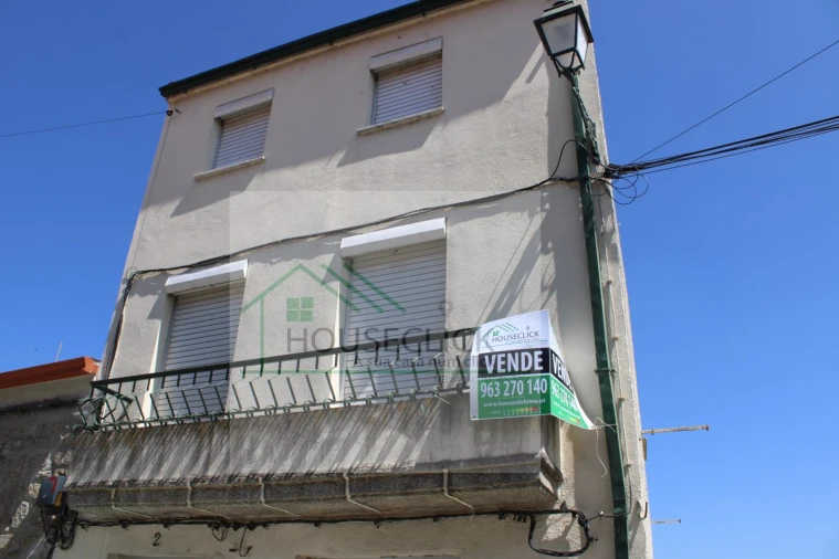 Moradia T3 para Venda em Caria Foto 1