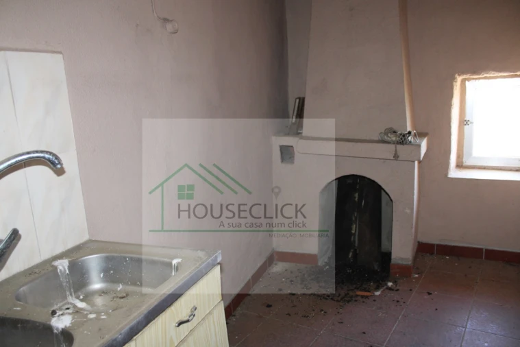 Moradia T3 para Venda em Caria Foto 19