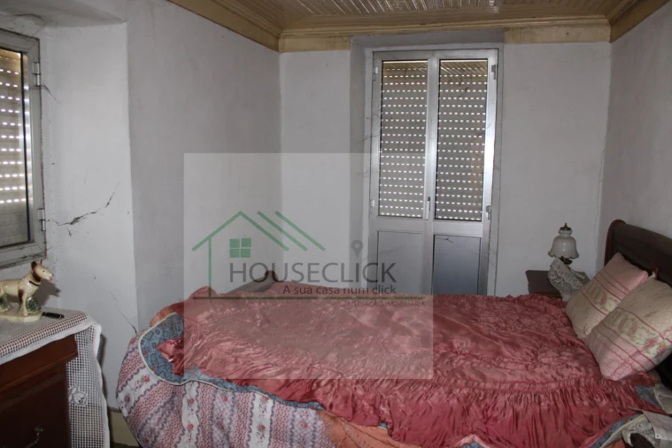 Moradia T3 para Venda em Caria Foto 15