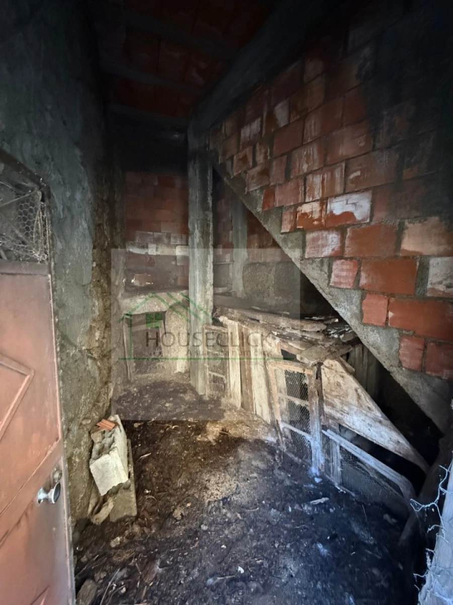 Moradia T3 para Venda em Casteleiro Foto 15