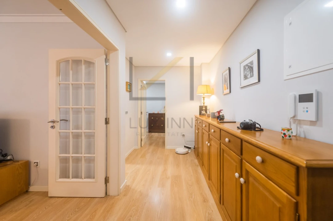 Apartamento T3 para Venda em Massamá e Monte Abraão Foto 4