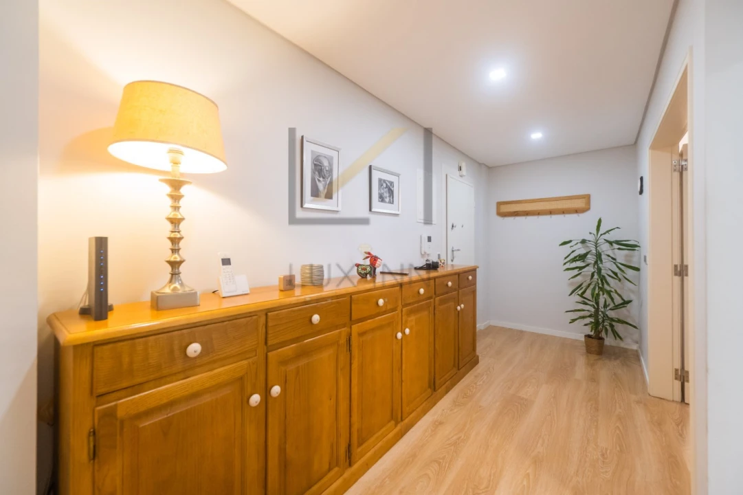 Apartamento T3 para Venda em Massamá e Monte Abraão Foto 5