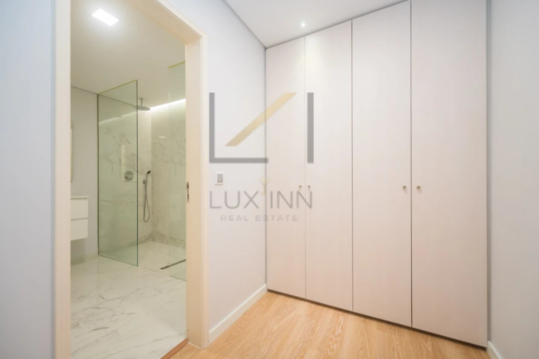 Apartamento T3 para Venda em Massamá e Monte Abraão Foto 20