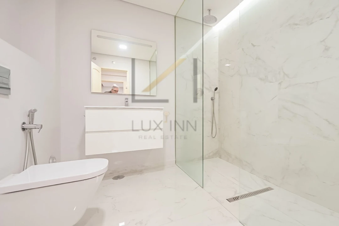 Apartamento T3 para Venda em Massamá e Monte Abraão Foto 21