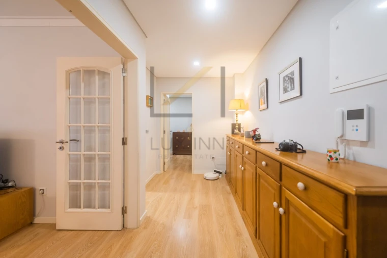 Apartamento T3 para Venda em Massamá e Monte Abraão Foto 4