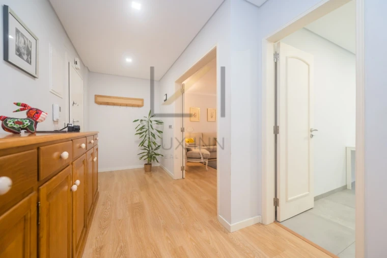 Apartamento T3 para Venda em Massamá e Monte Abraão Foto 11