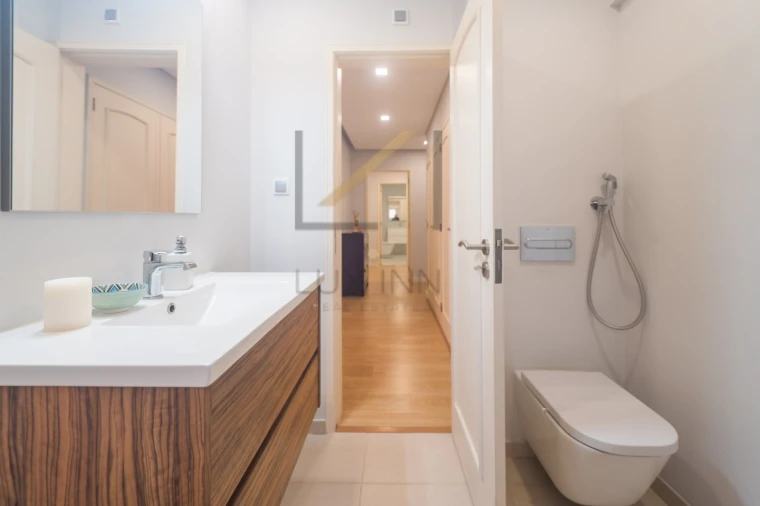 Apartamento T3 para Venda em Massamá e Monte Abraão Foto 32