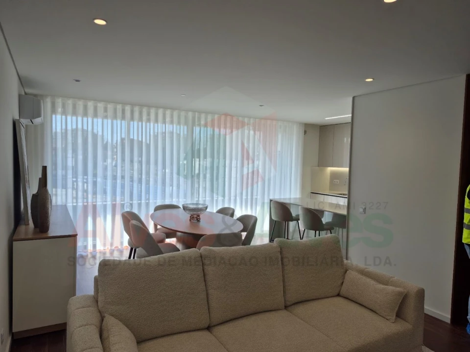 Apartamento T2 para Venda em Cidade da Maia Foto 8
