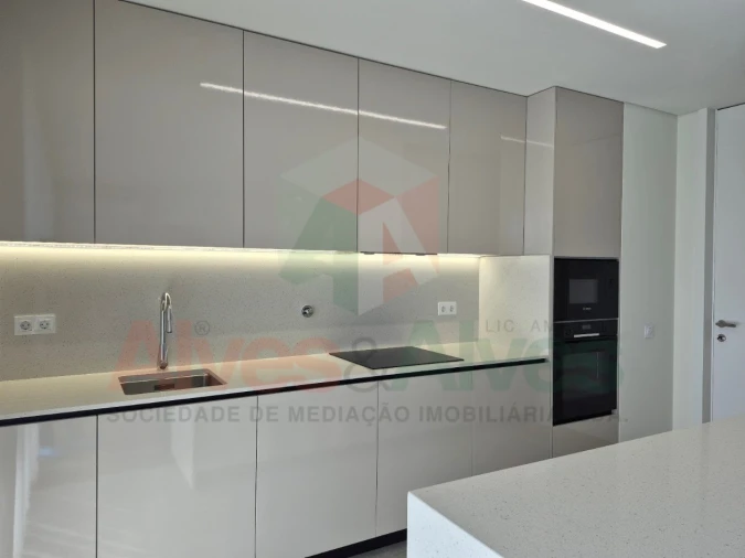 Apartamento T2 para Venda em Cidade da Maia