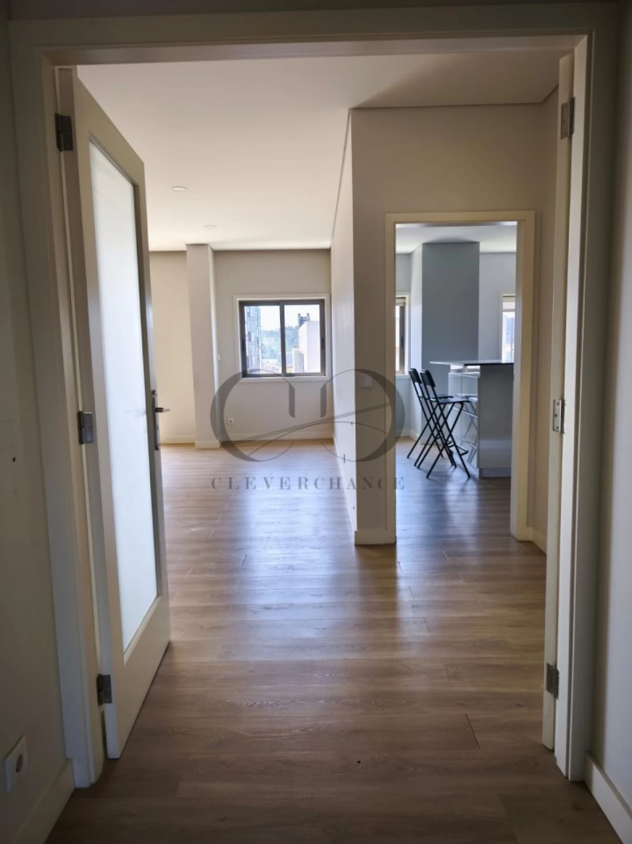 Apartamento T4 para Venda em Pedroso e Seixezelo Foto 8