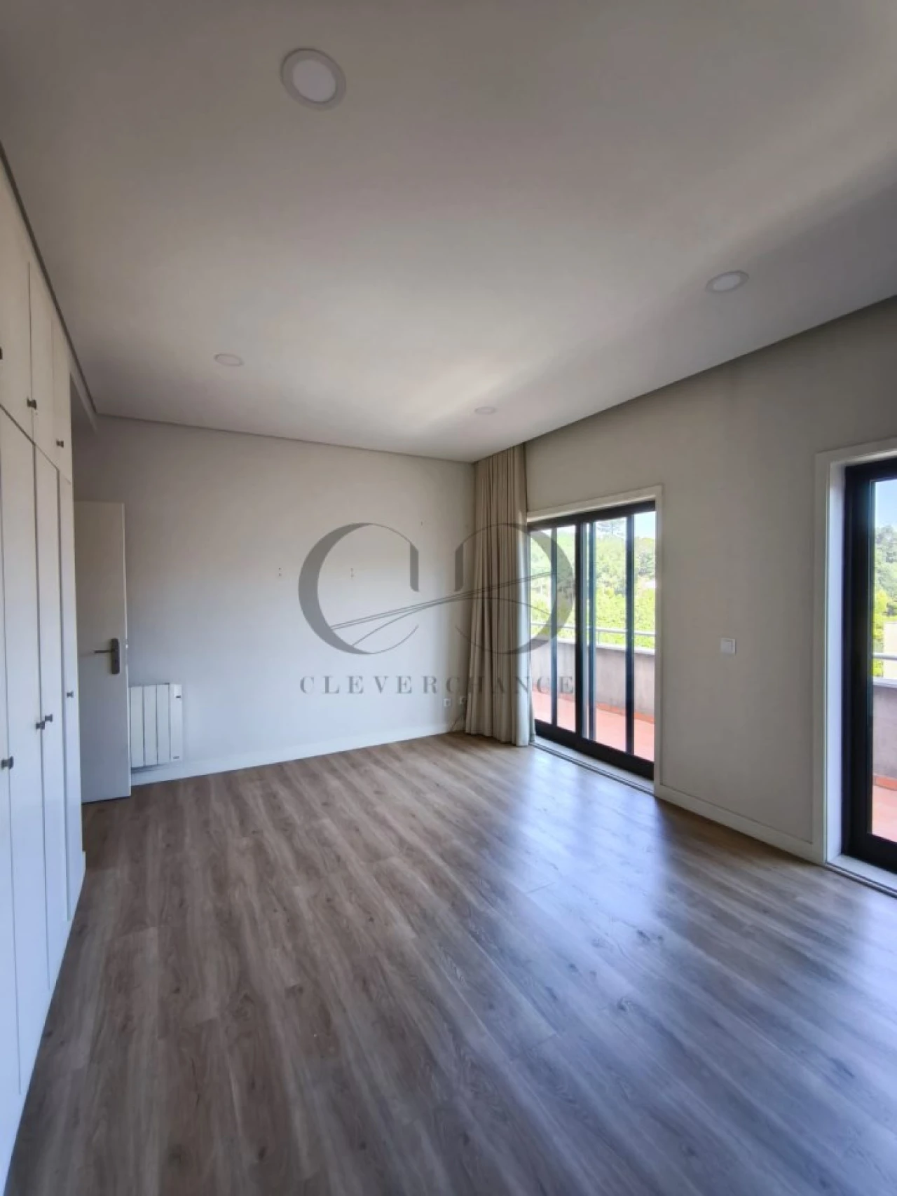 Apartamento T4 para Venda em Pedroso e Seixezelo Foto 27