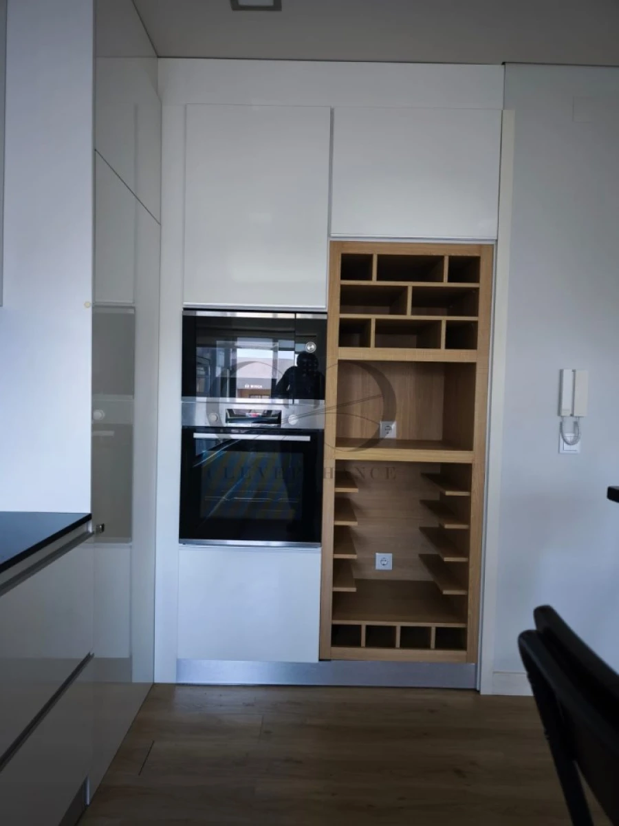 Apartamento T4 para Venda em Pedroso e Seixezelo Foto 7