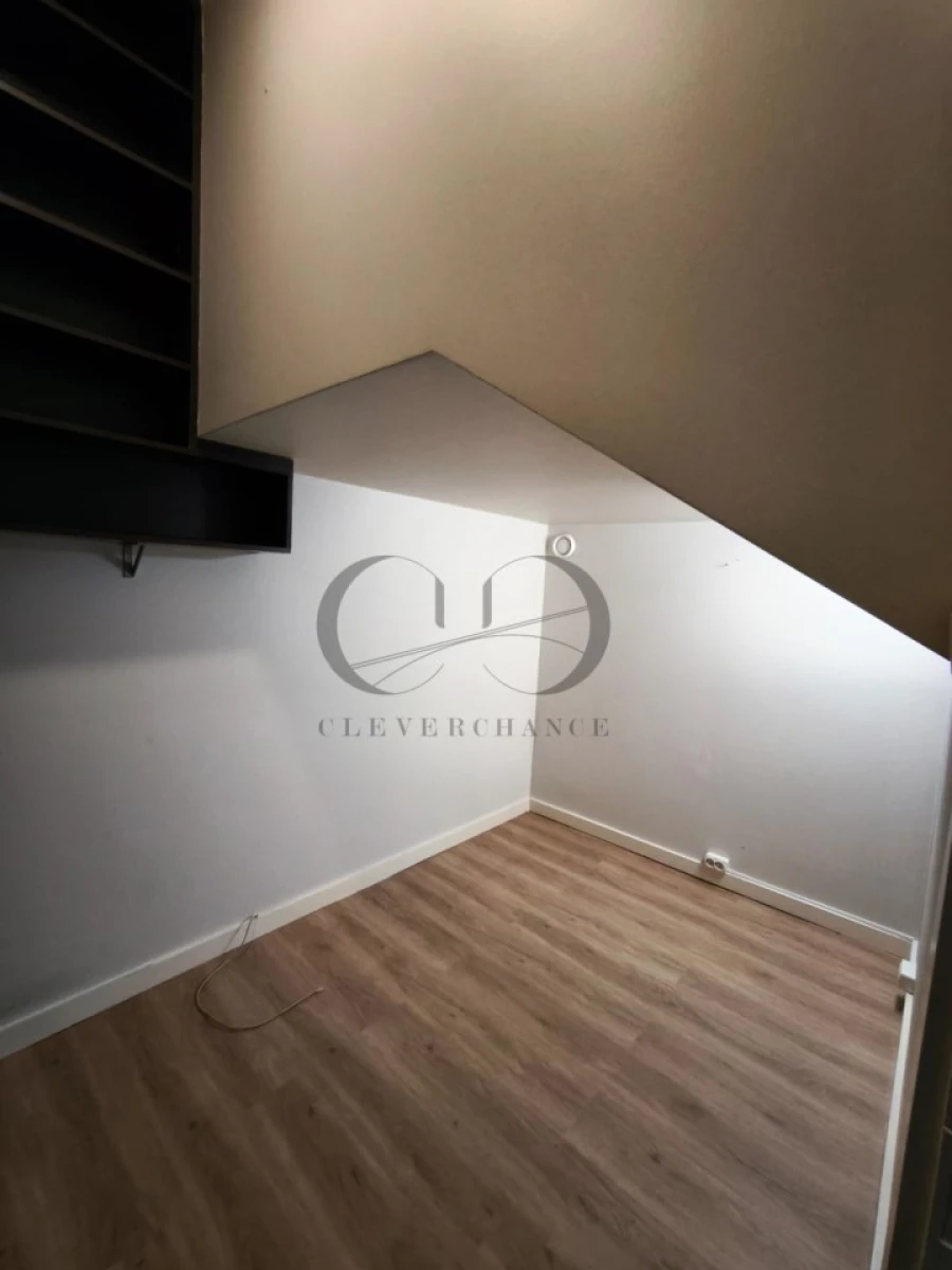 Apartamento T4 para Venda em Pedroso e Seixezelo Foto 14