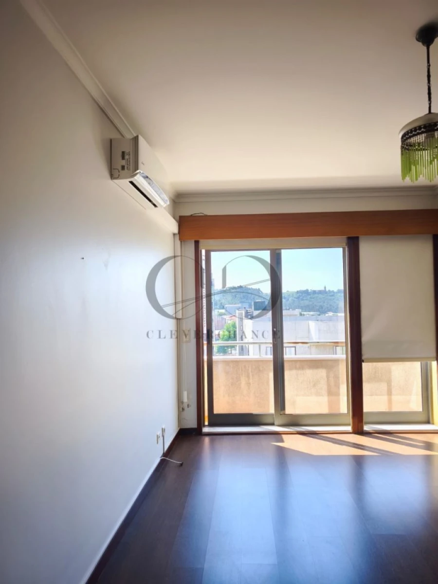 Apartamento T4 para Venda em Pedroso e Seixezelo Foto 23