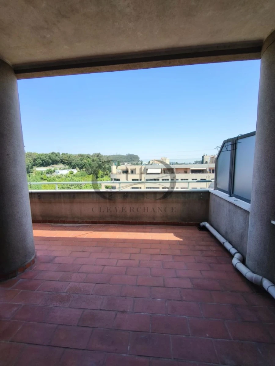 Apartamento T4 para Venda em Pedroso e Seixezelo Foto 41