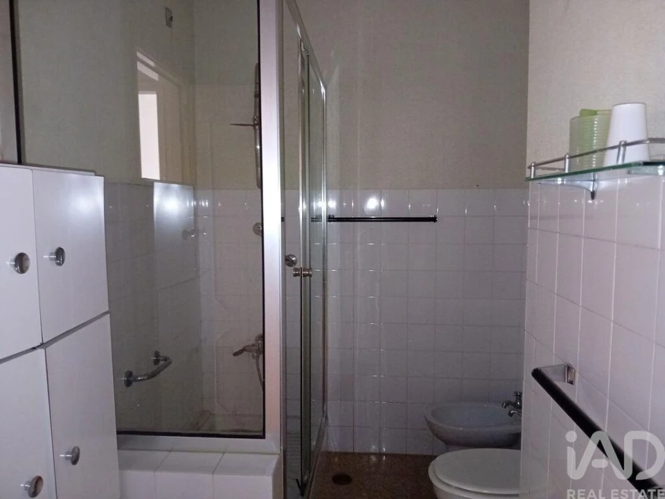 Apartamento T2 para Arrendamento em Lordelo do Ouro e Massarelos Foto 12