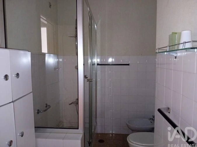 Apartamento T2 para Arrendamento em Lordelo do Ouro e Massarelos Foto 12
