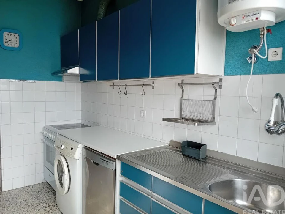 Apartamento T2 para Arrendamento em Lordelo do Ouro e Massarelos Foto 4